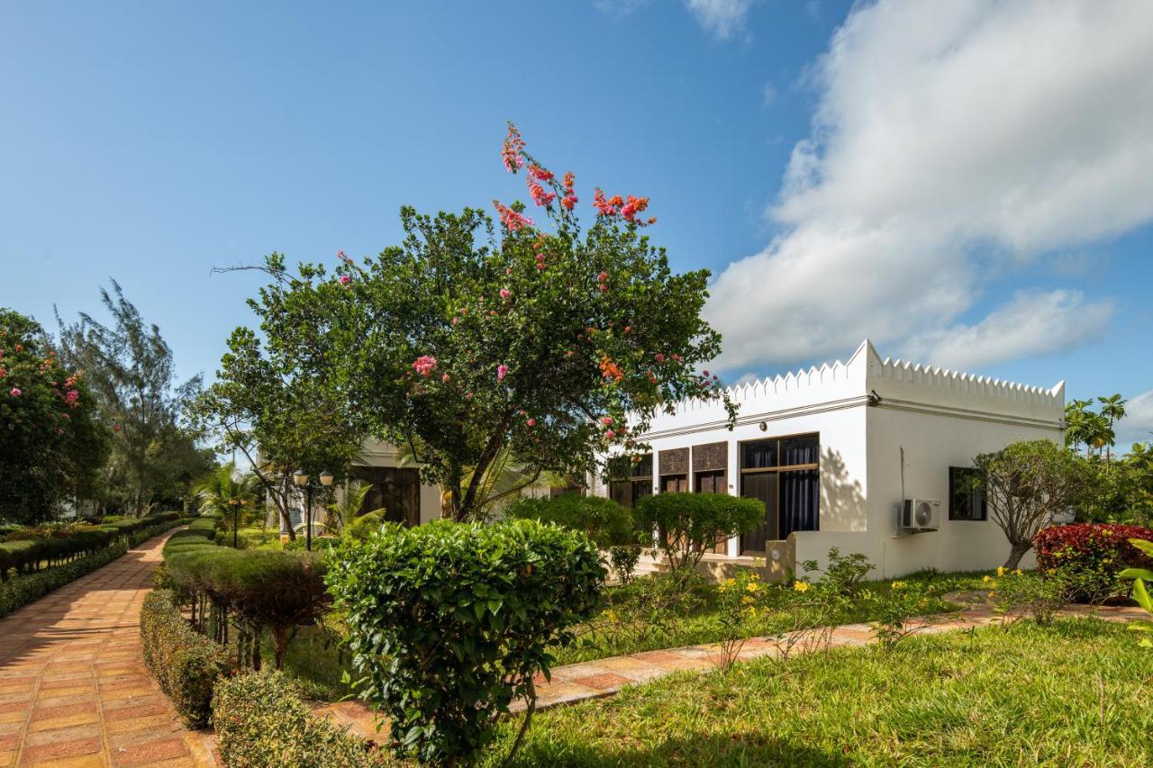 Moja Tuu The Luxury Villas & Nature Retreat Kiwengwa  Exterior photo