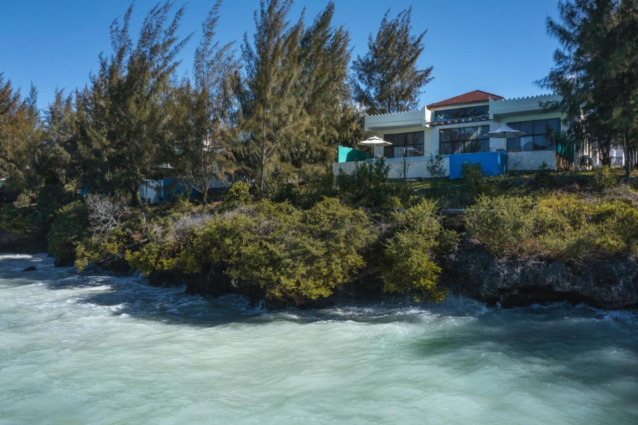 Moja Tuu The Luxury Villas & Nature Retreat Kiwengwa  Exterior photo